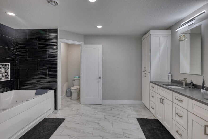 More Photos Of 7440 N Pats Landing Rd, Hayward Restaurant For Sale