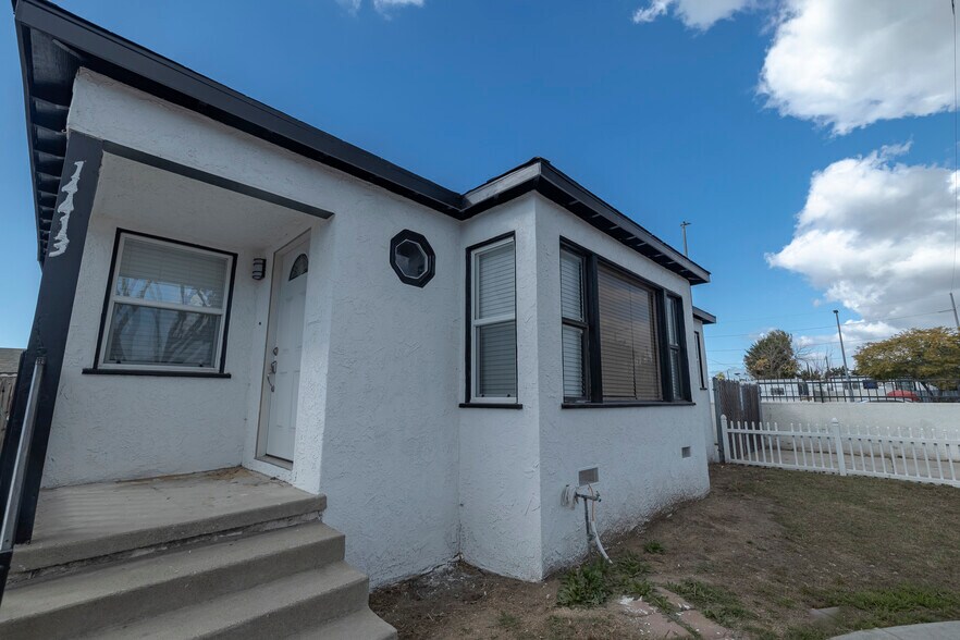 More Photos Of 14413 Firmona Ave, Lawndale Office Residential For Lease