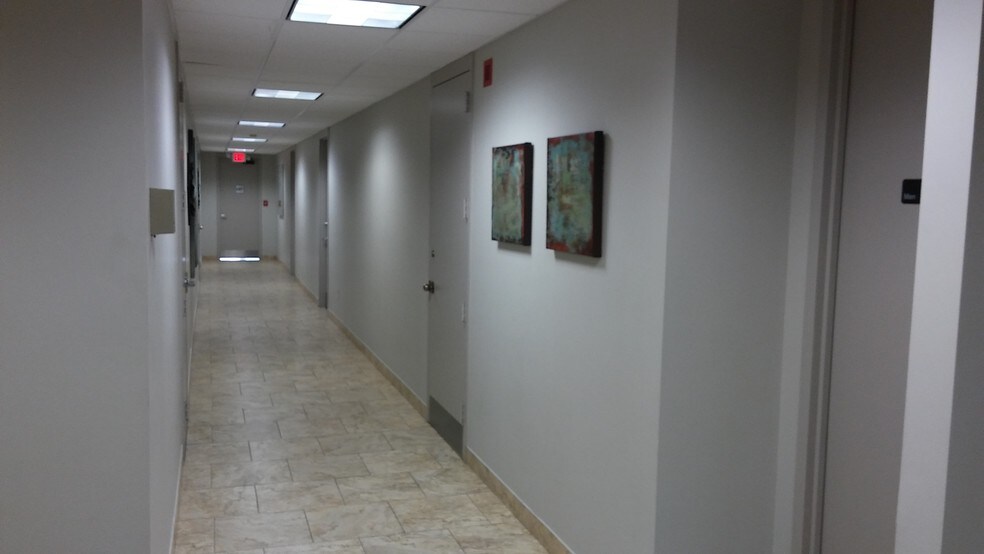 More Photos Of 1900 Kirby Pky, Germantown Medical For Sale