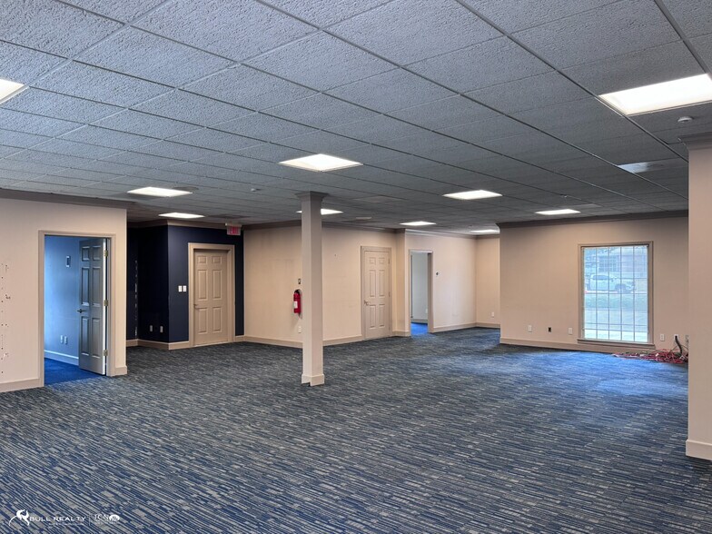 More Photos Of 3495 Holcomb Bridge Rd, Peachtree Corners Office For Sale