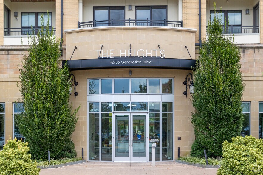 More Photos Of 42775 Generation Dr, Ashburn Apartments For Lease