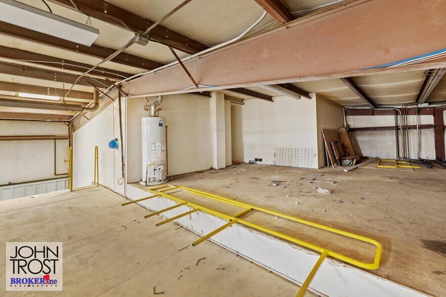 More Photos Of 781 Foster Rd, Casper Industrial For Lease