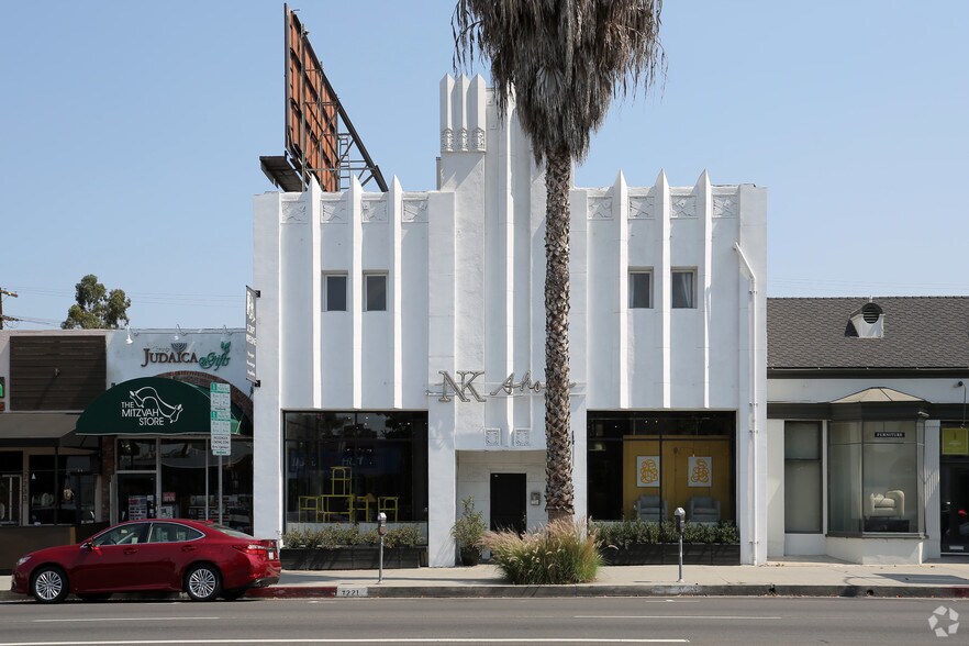 More Photos Of 7223 Beverly Blvd, Los Angeles Storefront Retail Office For Sale