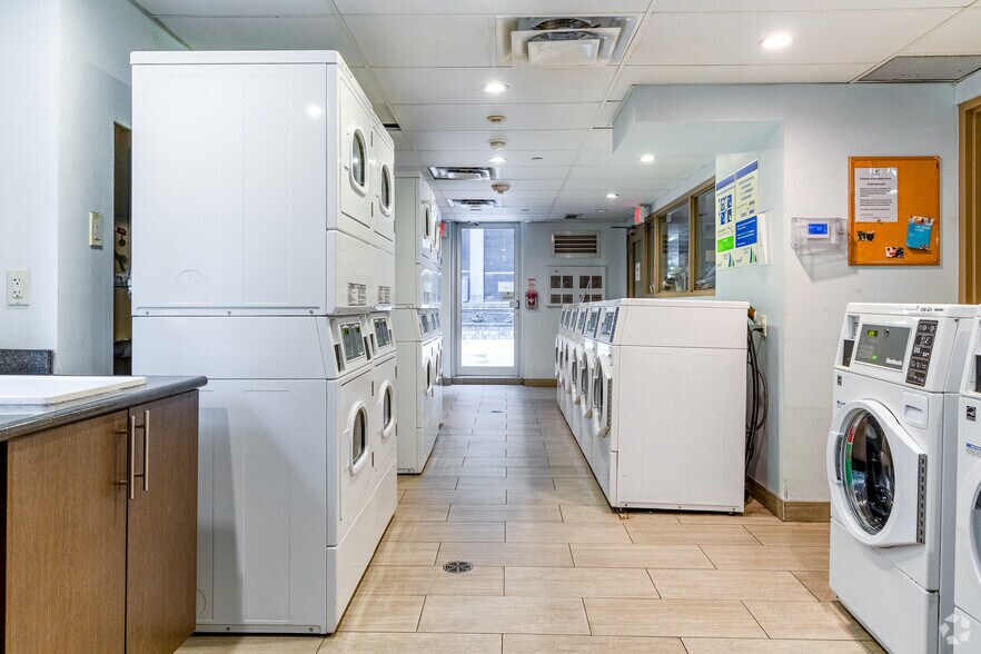 More Photos Of 614 Church St, Toronto Apartments For Lease