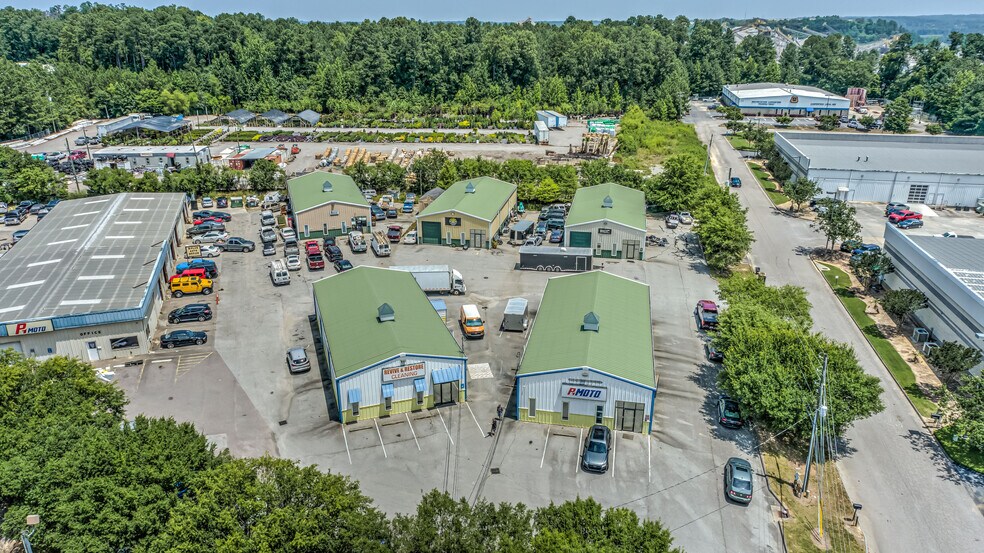 More Photos Of 3002 River Watch Ln, Augusta Flex For Sale