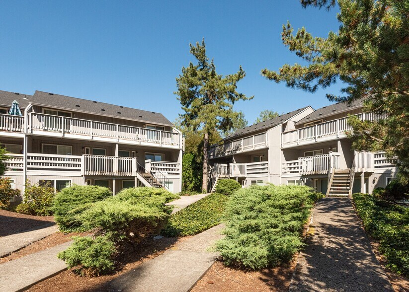 More Photos Of 9350 SW Hall Blvd, Tigard Apartments For Sale