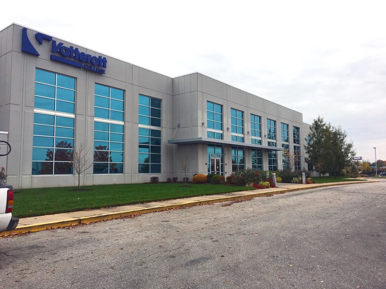 More Photos Of 8580 Evans Ave, Berkeley Office For Sale