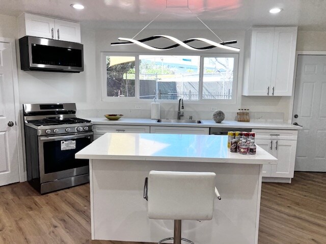 More Photos Of 5633 La Mirada Ave, Los Angeles Apartments For Sale