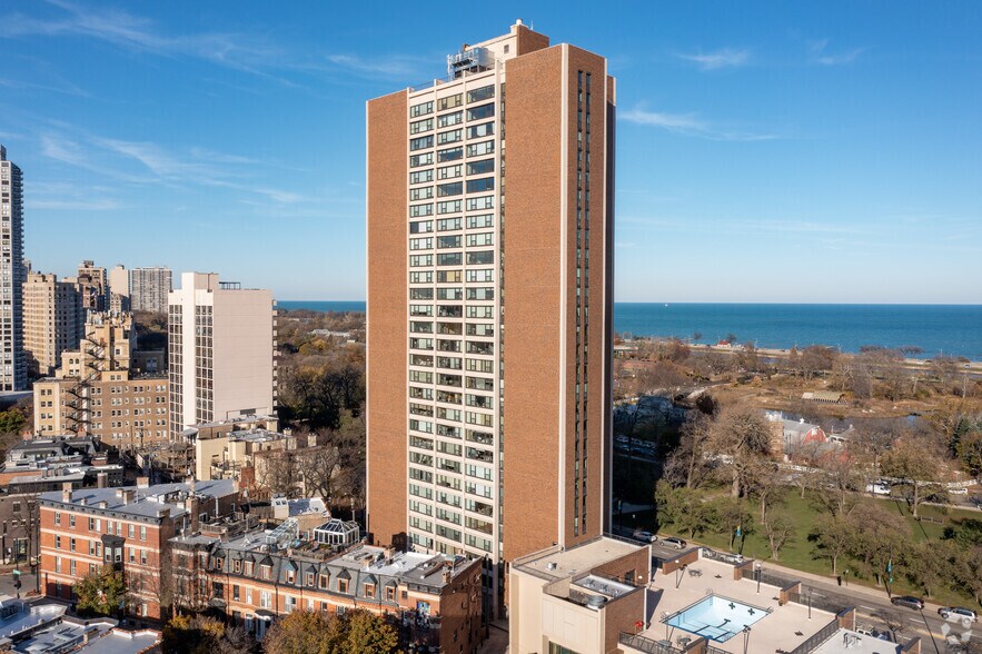 More Photos Of 1850-1856 N Clark St, Chicago Apartments For Lease