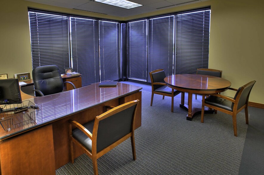 More Photos Of 6325 Main St, Buffalo Office For Lease