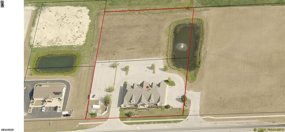 Primary Photo Of 2825 W Division St, Manteno Medical For Sale