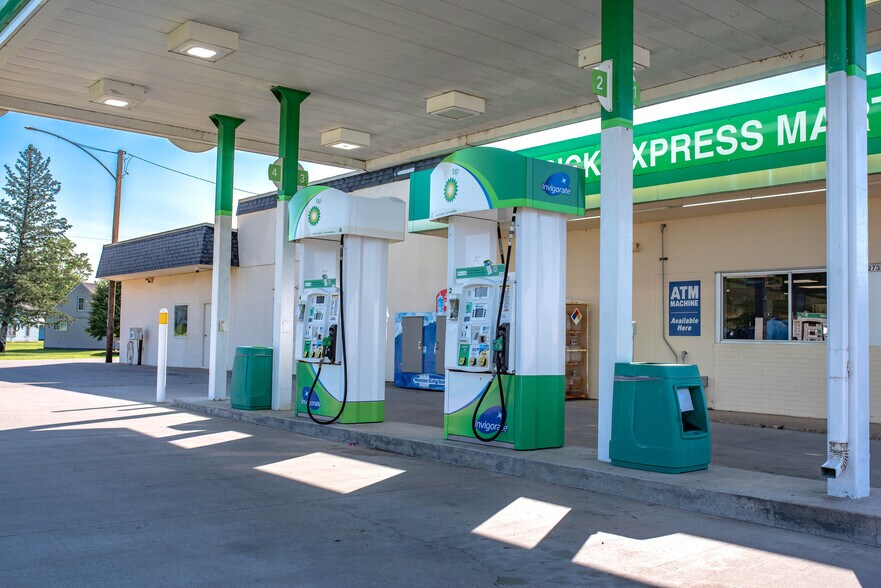 Primary Photo Of 22732 US-53 Hwy, Ettrick General Retail For Sale