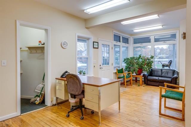 More Photos Of 965 Main St, Colchester Apartments For Lease