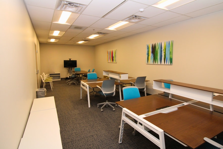 More Photos Of 57 Union St S, Concord Office For Lease