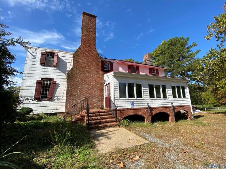 More Photos Of 8373 Mary Ball Rd, Lancaster General Retail For Sale