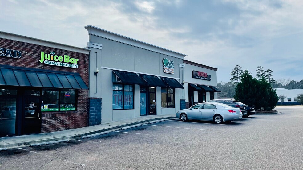 655 Lake Harbour Dr, Ridgeland, MS 39157 For Lease