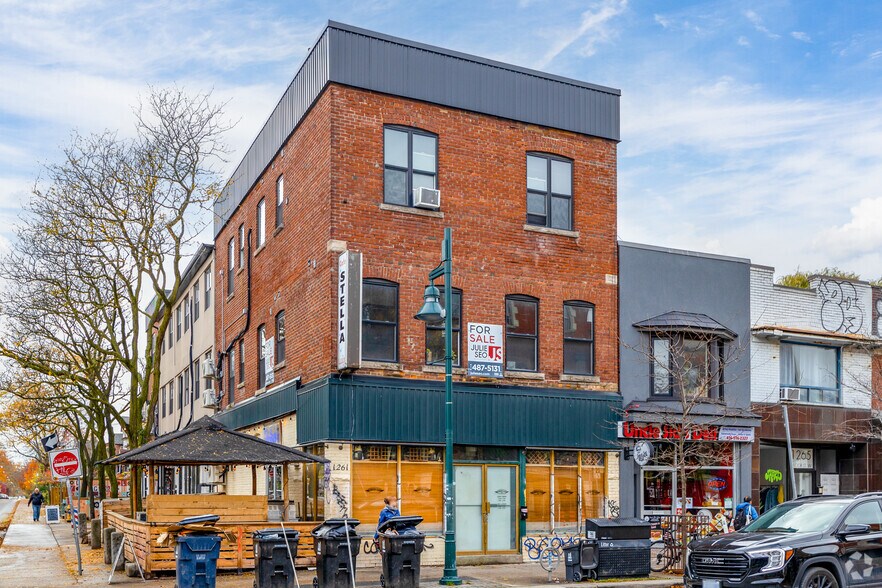 Primary Photo Of 1261 Bloor St W, Toronto Storefront Retail Residential For Sale