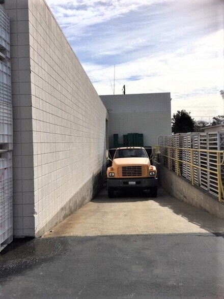 More Photos Of 735 Industrial Ave, Port Hueneme Food Processing For Lease