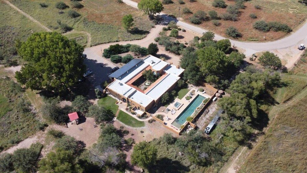 More Photos Of 8933 S Yell Ln, Hereford Hospitality For Sale