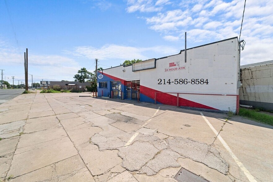 More Photos Of 2600 E Belknap St, Fort Worth Restaurant For Sale