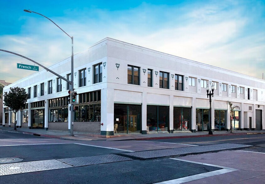 More Photos Of 400 E 4th St, Santa Ana General Retail For Lease