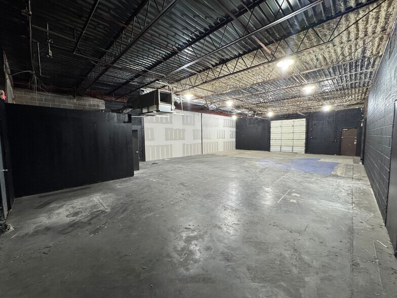 More Photos Of 4466 S 74th Ave, Tulsa Manufacturing For Sale