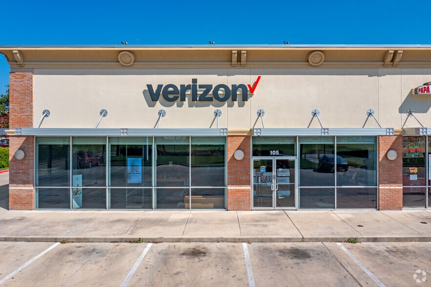 More Photos Of 9123 N Loop 1604 W, San Antonio Unknown For Lease