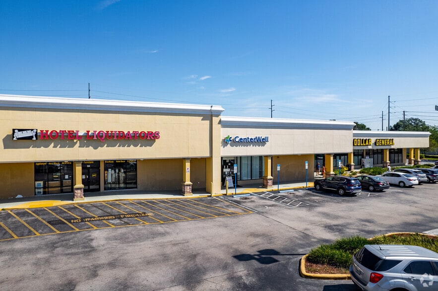 More Photos Of 900-944 E SR-436 Rd, Casselberry Unknown For Lease