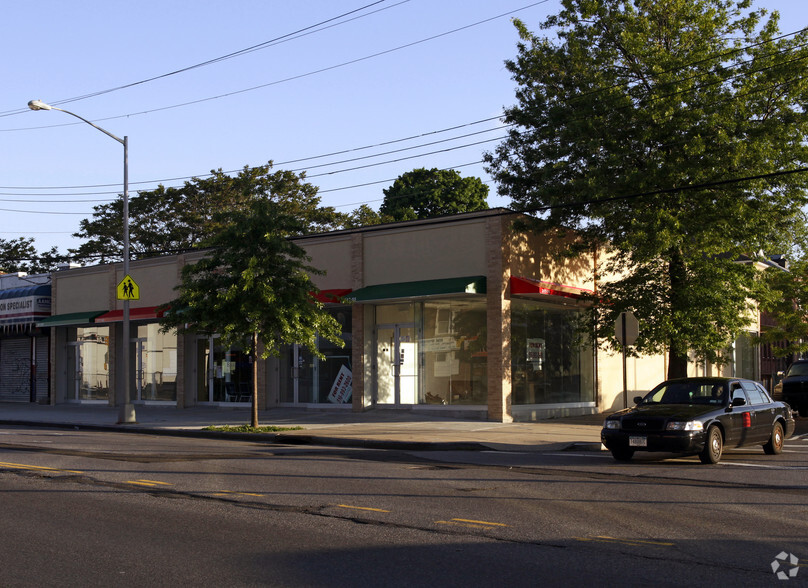 Primary Photo Of 21787-21795 Hempstead Ave, Jamaica Storefront For Lease