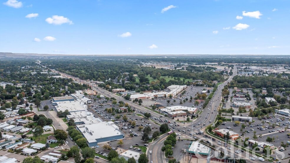 More Photos Of 6906-7158 W State St, Boise Unknown For Lease