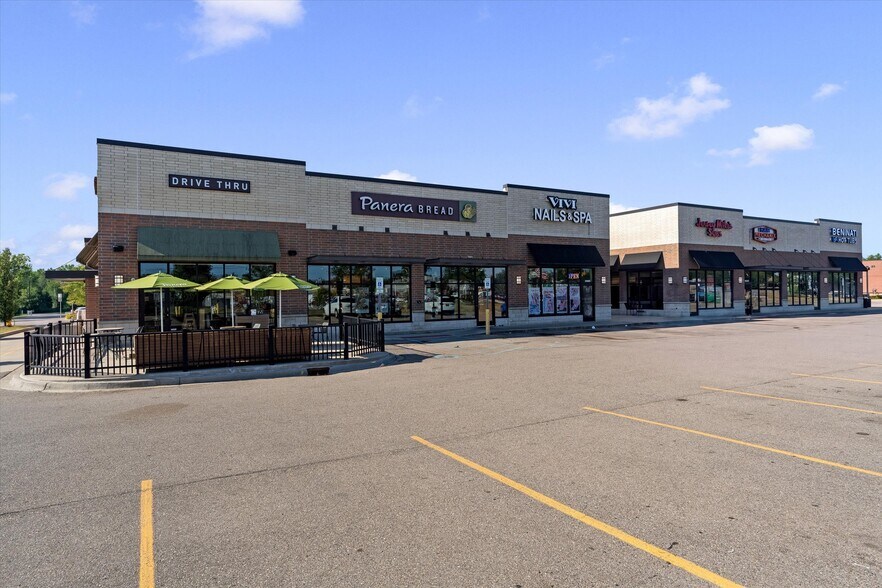 More Photos Of 24798 William P Rosso Hwy, Clinton Township Freestanding For Lease