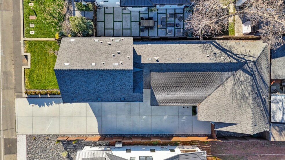 More Photos Of 908 Bidwell St, Folsom Multifamily For Sale