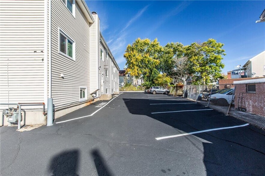 More Photos Of 9 Melton St, Pawtucket Apartments For Sale
