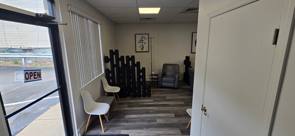 More Photos Of 841-845 Butler St, Pittsburgh Freestanding For Lease