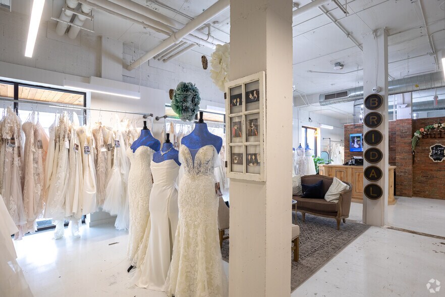 More Photos Of 2285 Peachtree Rd NE, Atlanta Apartments For Lease