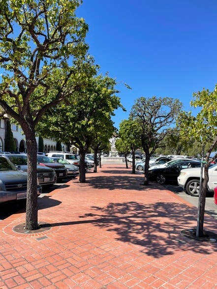 More Photos Of 36 Malaga Cove Plz, Palos Verdes Estates Storefront Retail Office For Lease