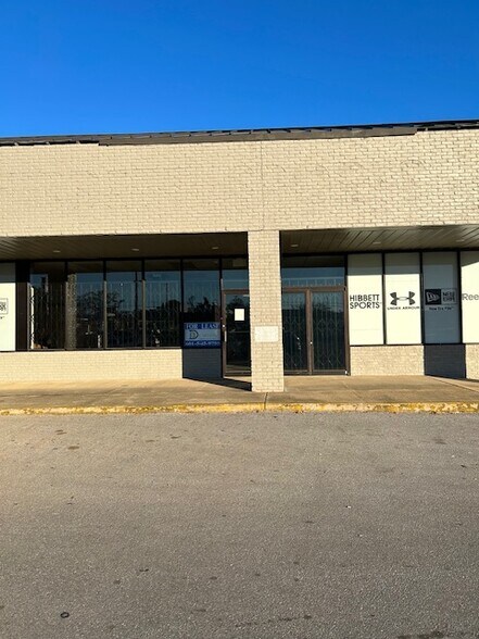Primary Photo Of 1223 S Main St, Poplarville Storefront For Lease