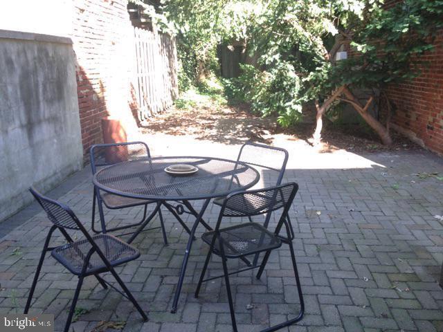 More Photos Of 747 S 2nd St, Philadelphia Apartments For Sale