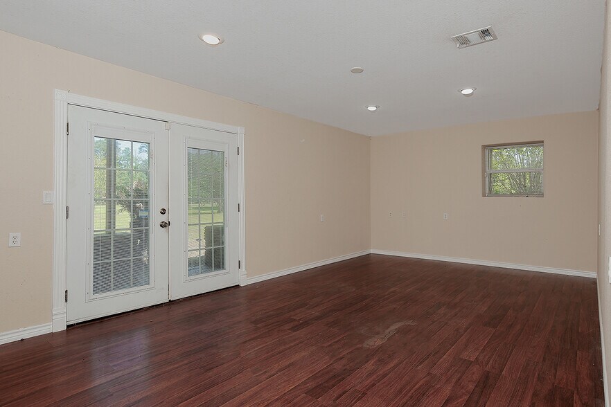 More Photos Of 1231 Pruitt Rd, Spring Office Residential For Sale