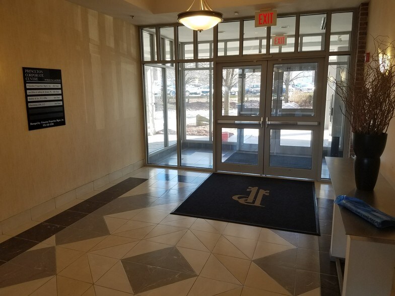 More Photos Of 1115 Westford St, Lowell Medical For Lease