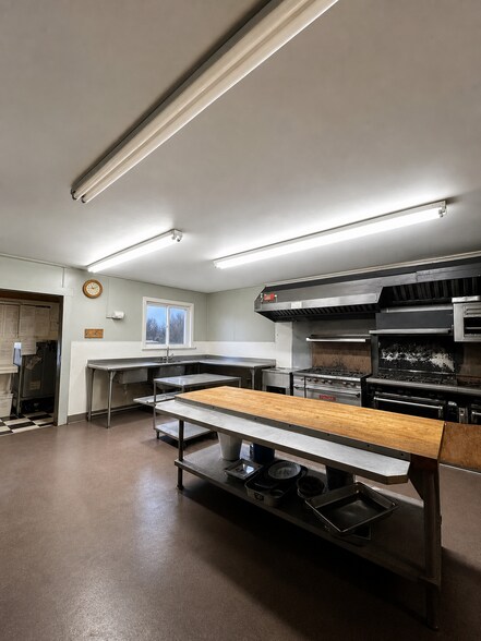 More Photos Of 5705 State Highway 20, East Springfield Restaurant For Lease