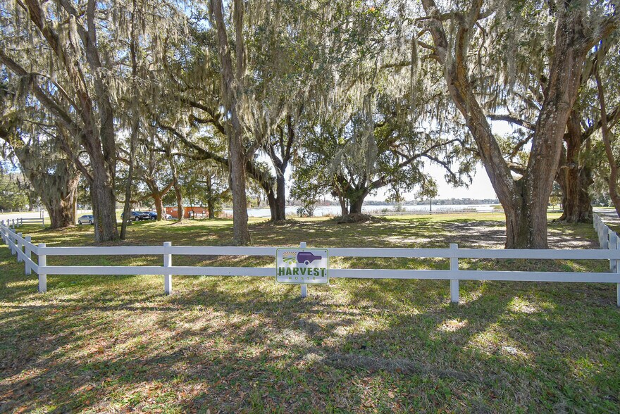 More Photos Of 831 Huntington Rd, Crescent City Freestanding For Sale