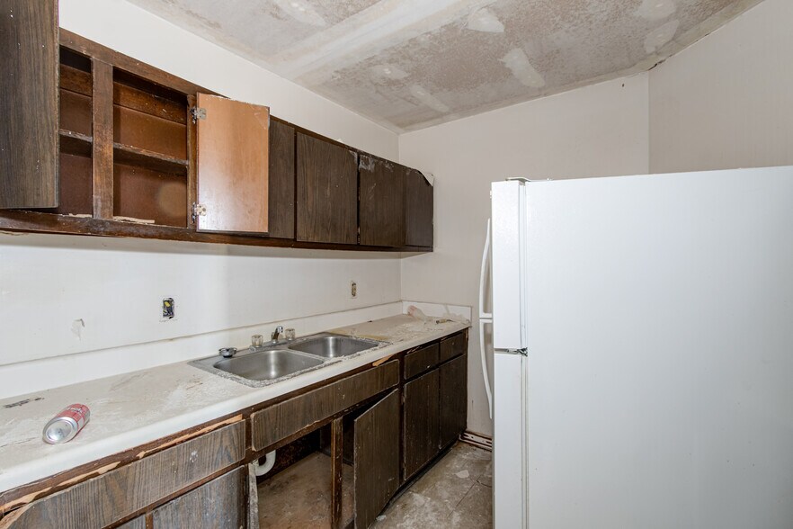 More Photos Of 1901-1939 Broad St, Augusta Apartments For Sale