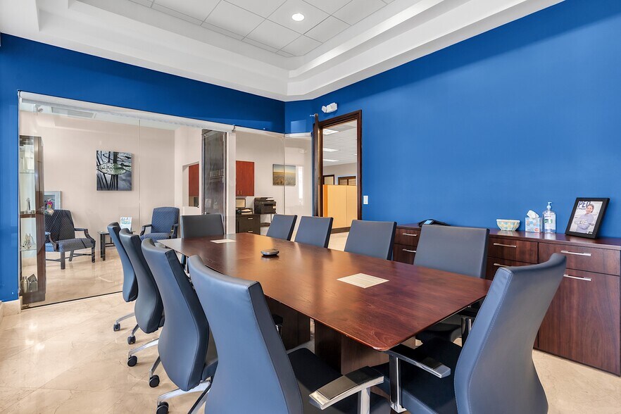 More Photos Of 1371 Sawgrass Corporate Pky, Sunrise Office For Sale