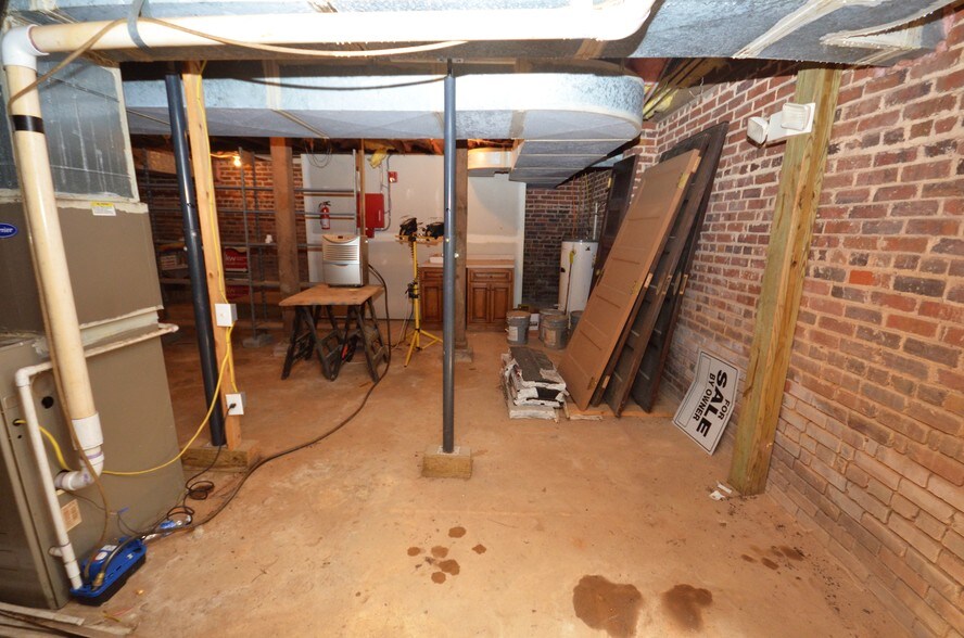 More Photos Of 7504 Summerfield Rd, Summerfield Coworking Space