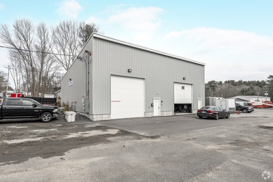 More Photos Of 64 B St, Hanover Warehouse For Lease