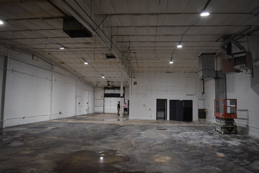More Photos Of 2211 S Jason St, Denver Warehouse For Lease