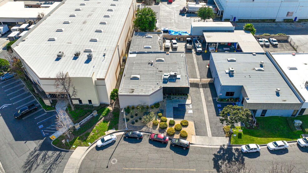 More Photos Of 10661 Humbolt St, Los Alamitos Manufacturing For Lease
