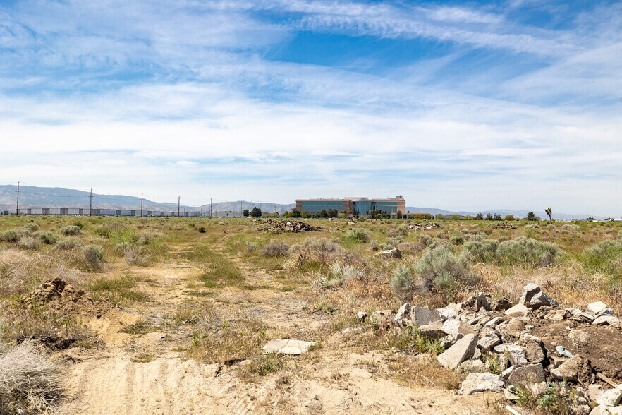 More Photos Of Avenue M Vic @ 2nd Street West, Lancaster Land For Sale