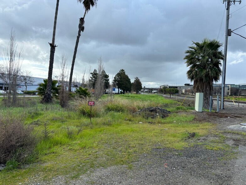 More Photos Of 0 Railroad Ave, Milpitas Land For Sale